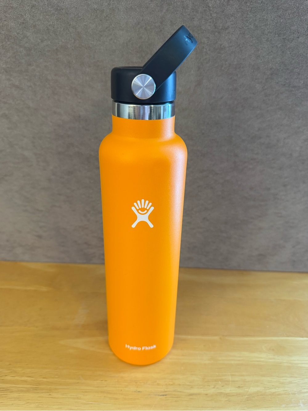 Hydro Flask 24oz Water Bottle